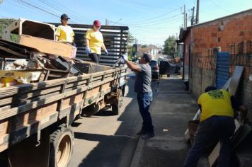 Mutirão contra a dengue remove 344 toneladas de resíduos do Jardim Bela Vista e Vila Sotemo, em Itapetininga