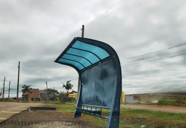 Prefeitura de Itapetininga instala novos abrigos em pontos de ônibus